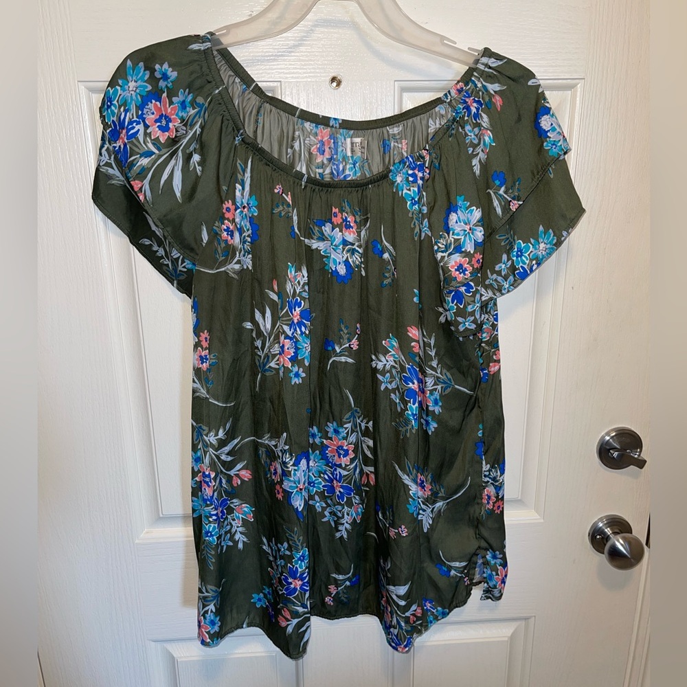 Women’s Top by Terra & Sky; size 1X